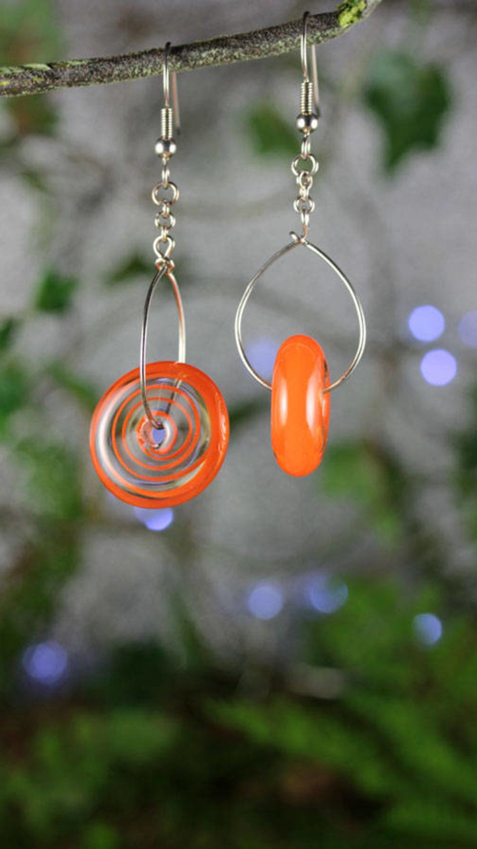 Lampwork Dangle Earrings // Soft Effetre Moretti Glass // Orange Candy Spiral Beaded Earrings // Z910