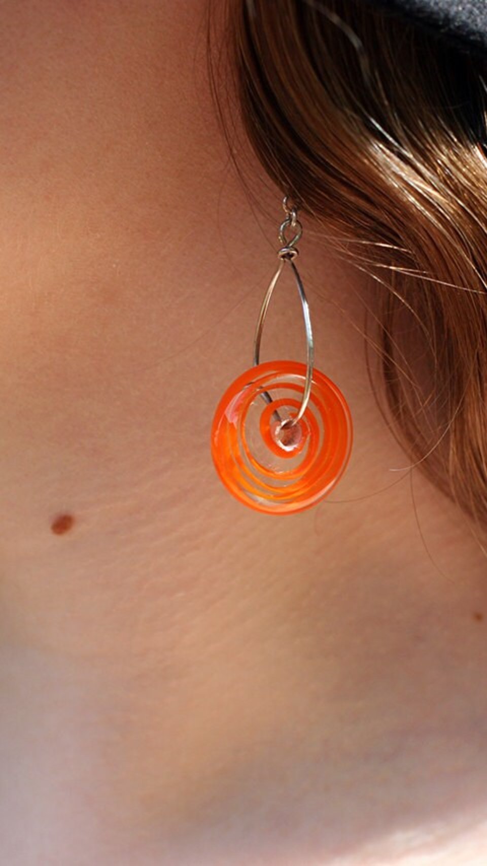 Lampwork Dangle Earrings // Soft Effetre Moretti Glass // Orange Candy Spiral Beaded Earrings // Z910